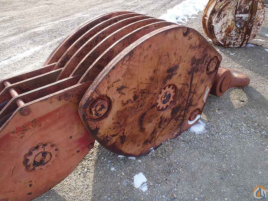 HB1017 - HB300 5-1 1/8-36 SS