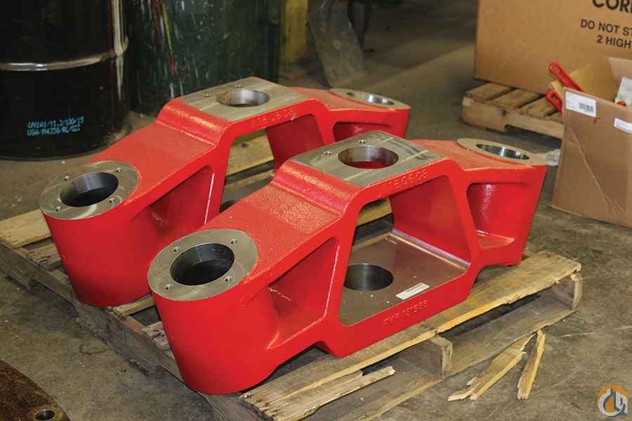 181988 - 4100 Double Equalizer Front Hook Roller Bracket