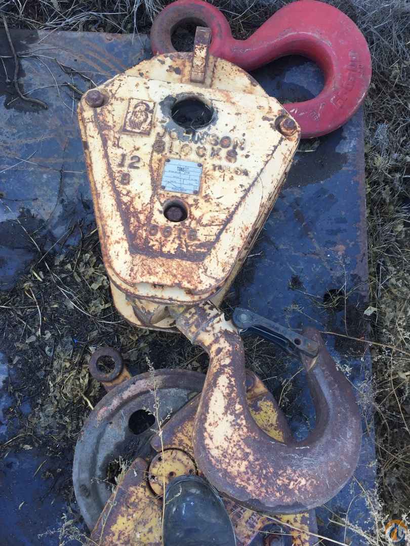 Johnson 20 Ton Three Sheave Hook Block accommodates 1%2F2%E2%80%9D wire rope%3B CranesList ID%3A 506