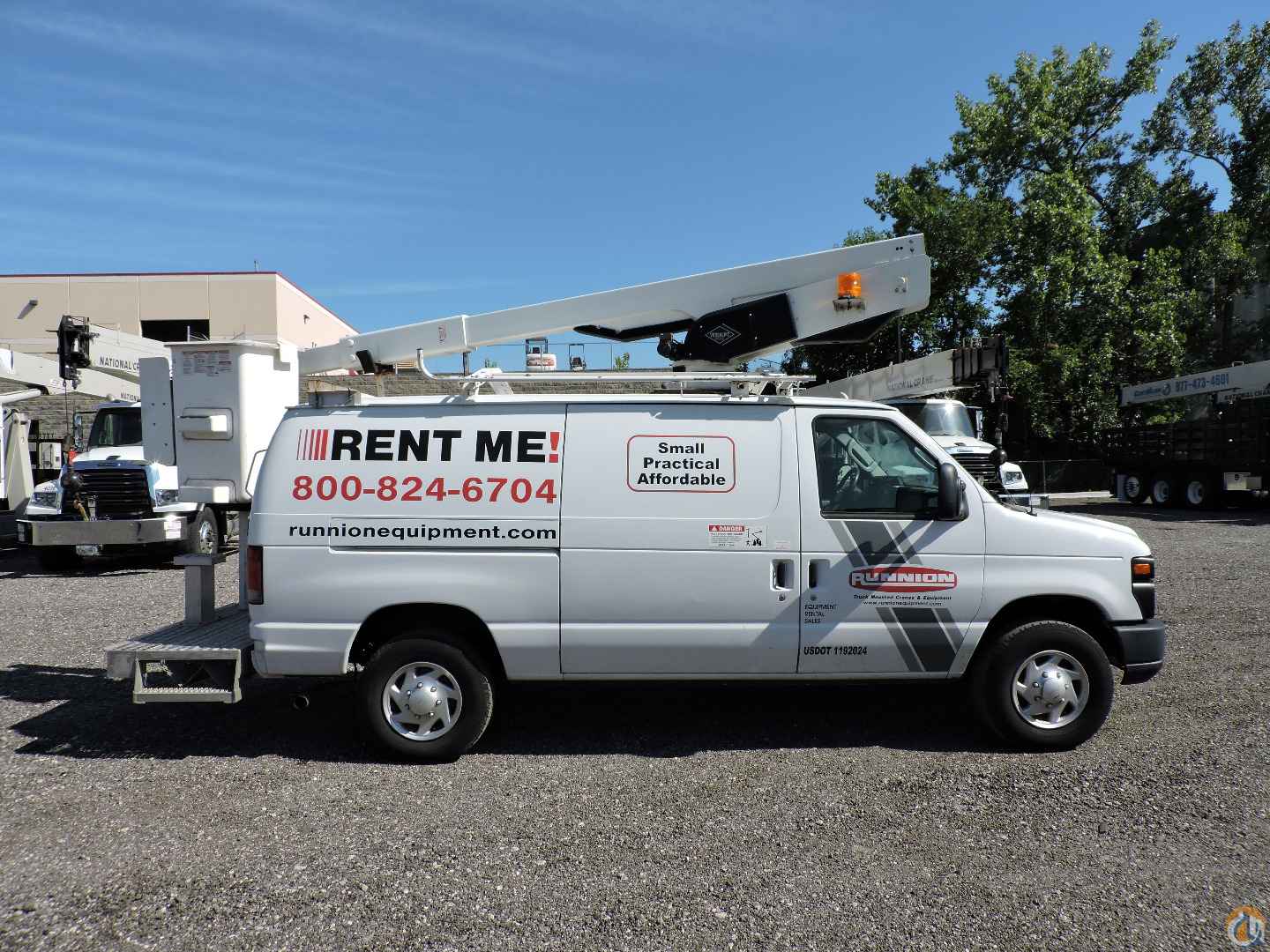 Versalift VAN TEL29N