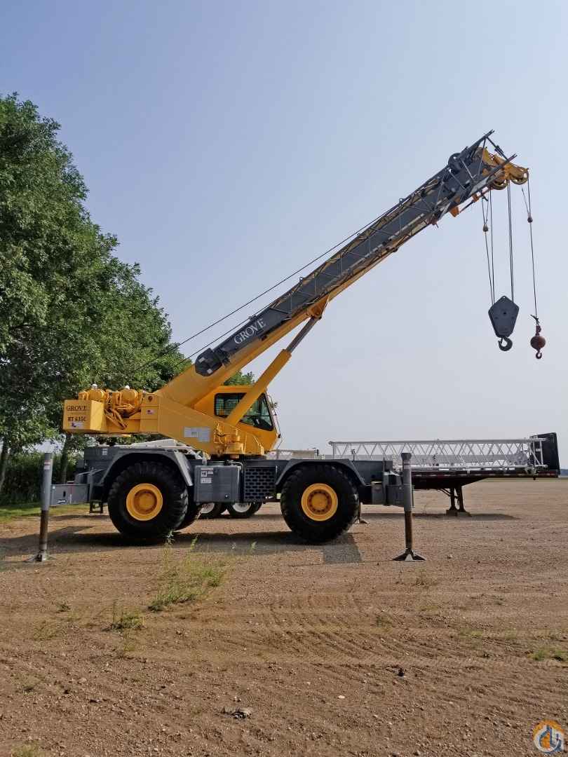 1995 Grove RT635C