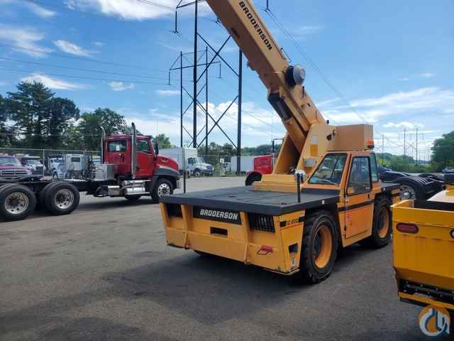 2009 Broderson IC-200