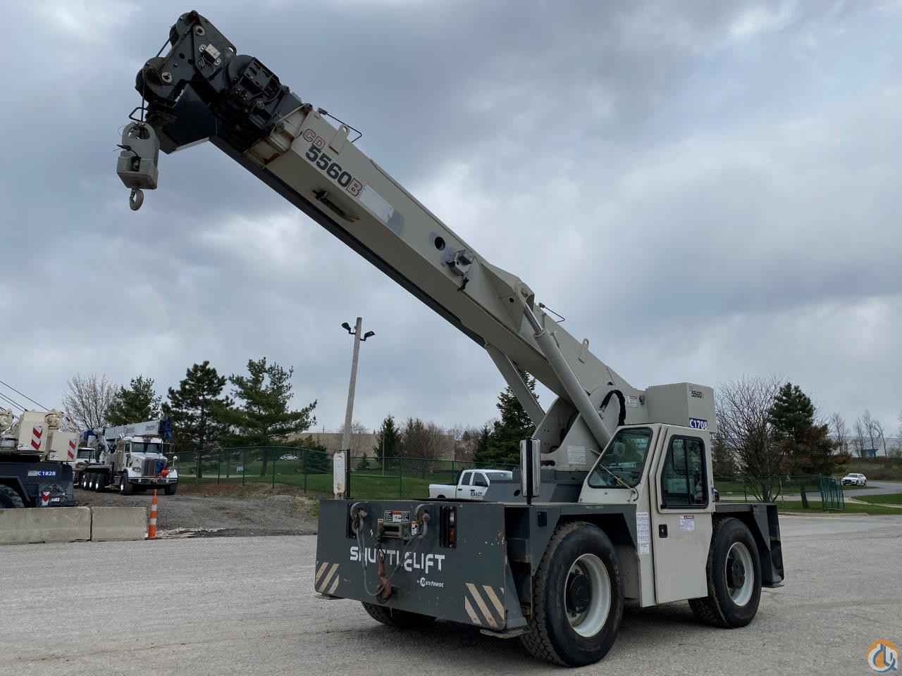 2012 Shuttlelift 5560B