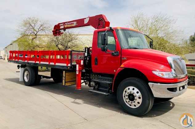 *Non CDL Truck* New Jobsite Loader/Unloader Crane with Flatbed