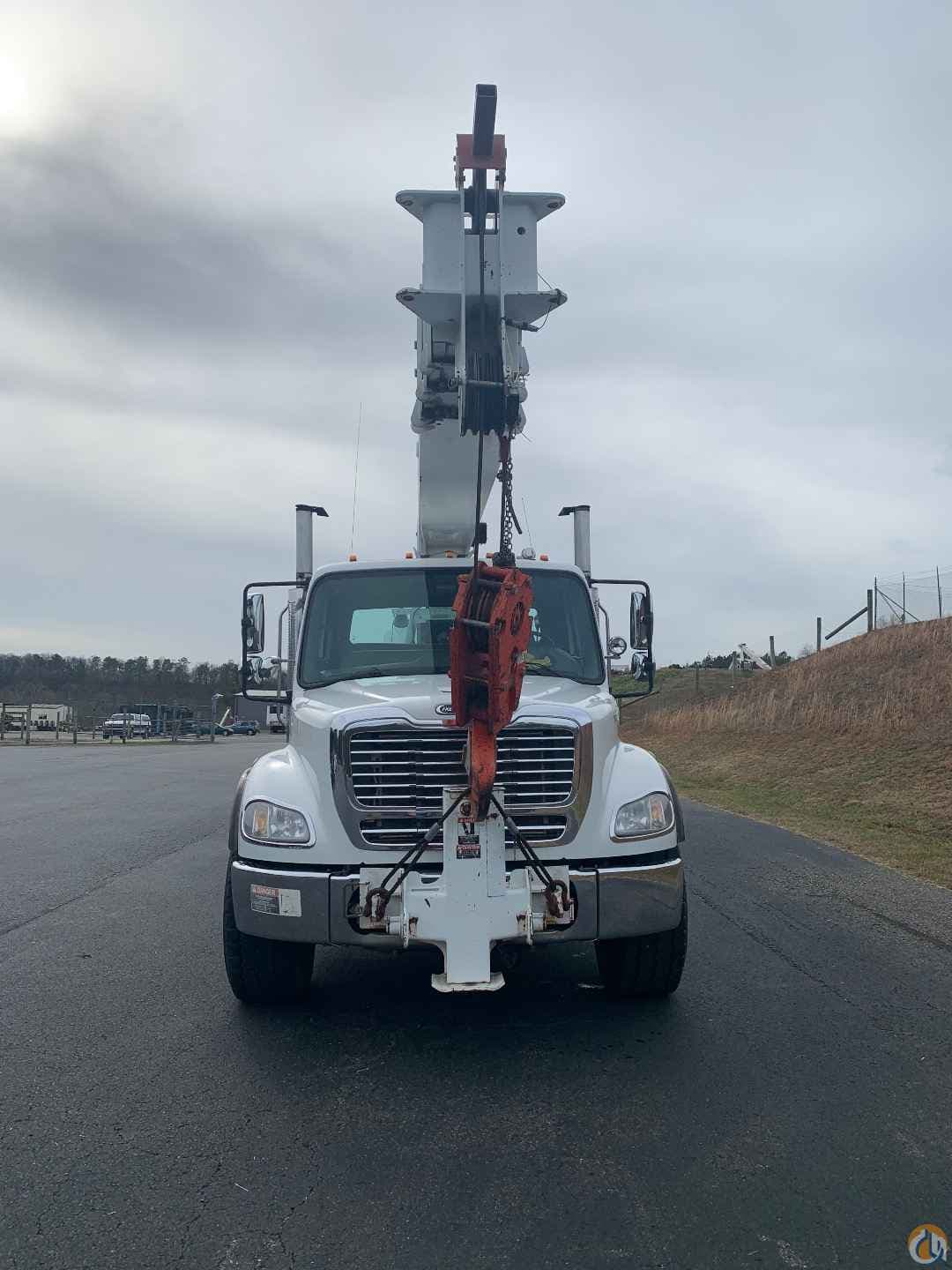 2007 Freightliner M2 34 Ton Altec AC34-103S Crane