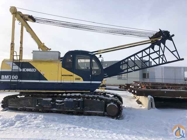 1999 Kobelco BM700