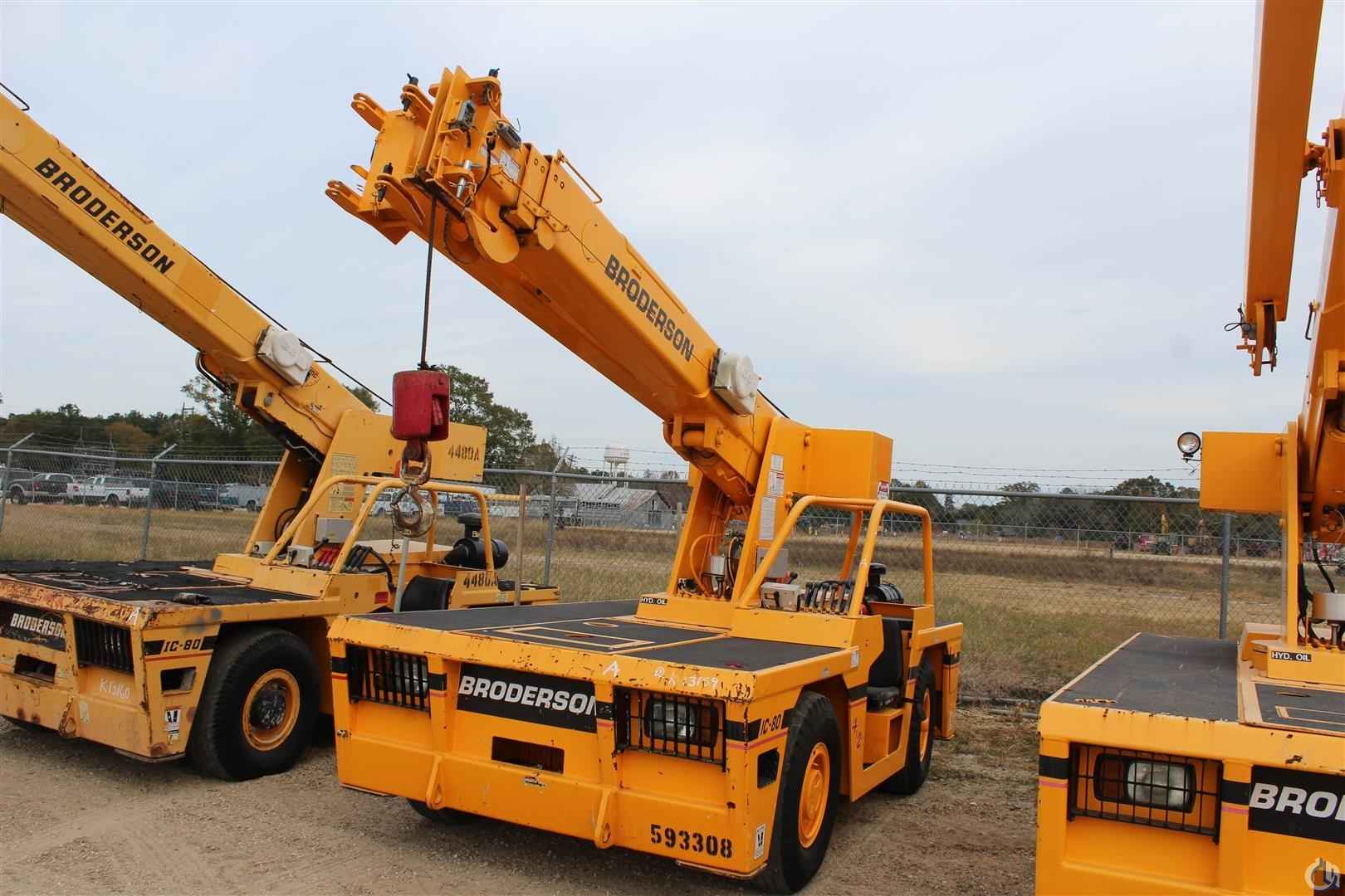 BRODERSON IC80-3H CARRY DECK CRANE