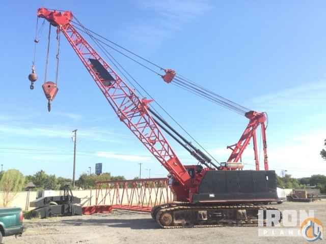 Manitowoc 10000 Lattice-Boom Crawler Crane