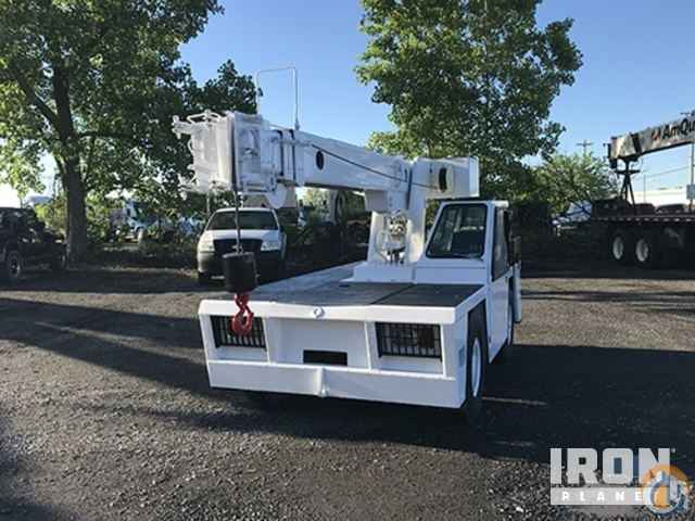 1994 Broderson IC802D Carry Deck Crane