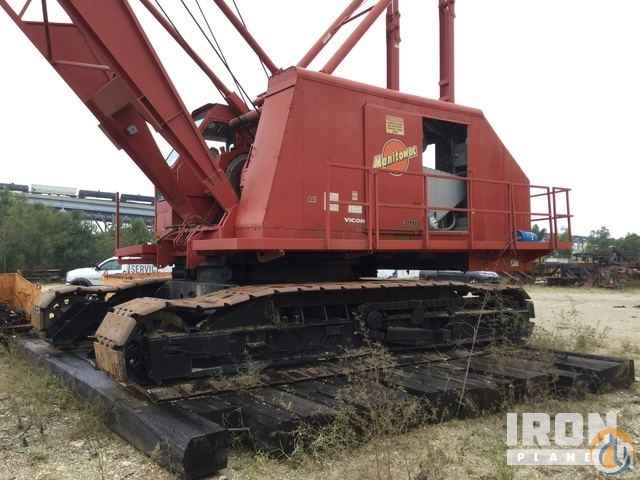 1971 Manitowoc 3900 Vicon Lattice-Boom Crawler Crane