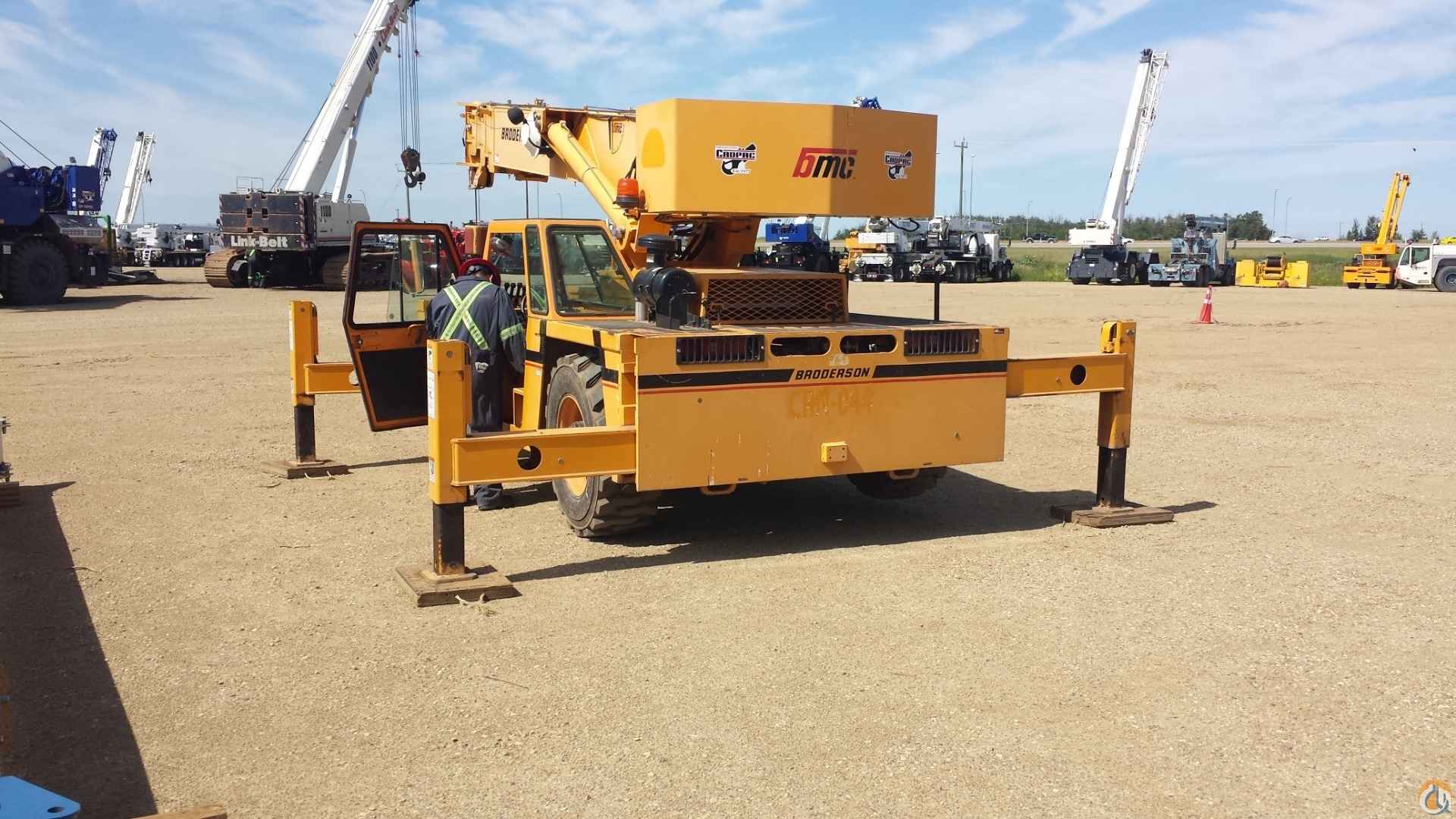 2012 BRODERSON IC-250-3C