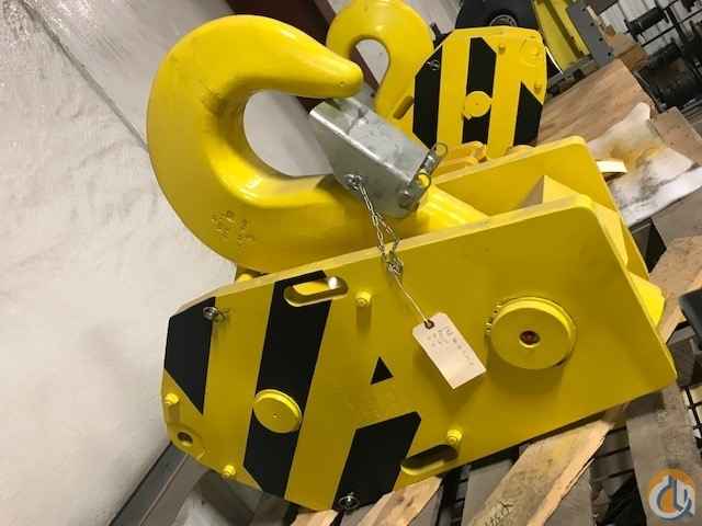 82.5 Ton Hook Block