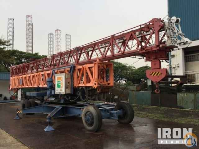 2014 Arcomet T33 ECO Mobile Tower Crane