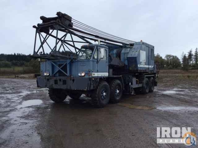 1968 P & H 670TC Lattice-Boom Truck Crane