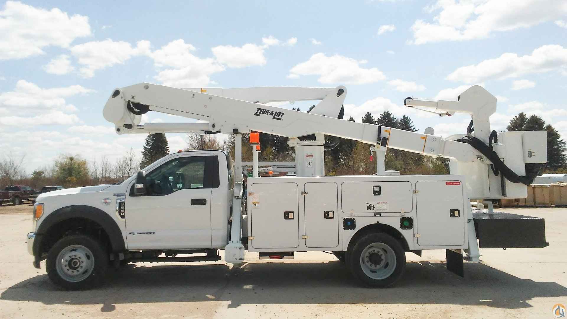 DPM2-47DU insulated bucked truck, 2018 Ford F550 diesel 4x4