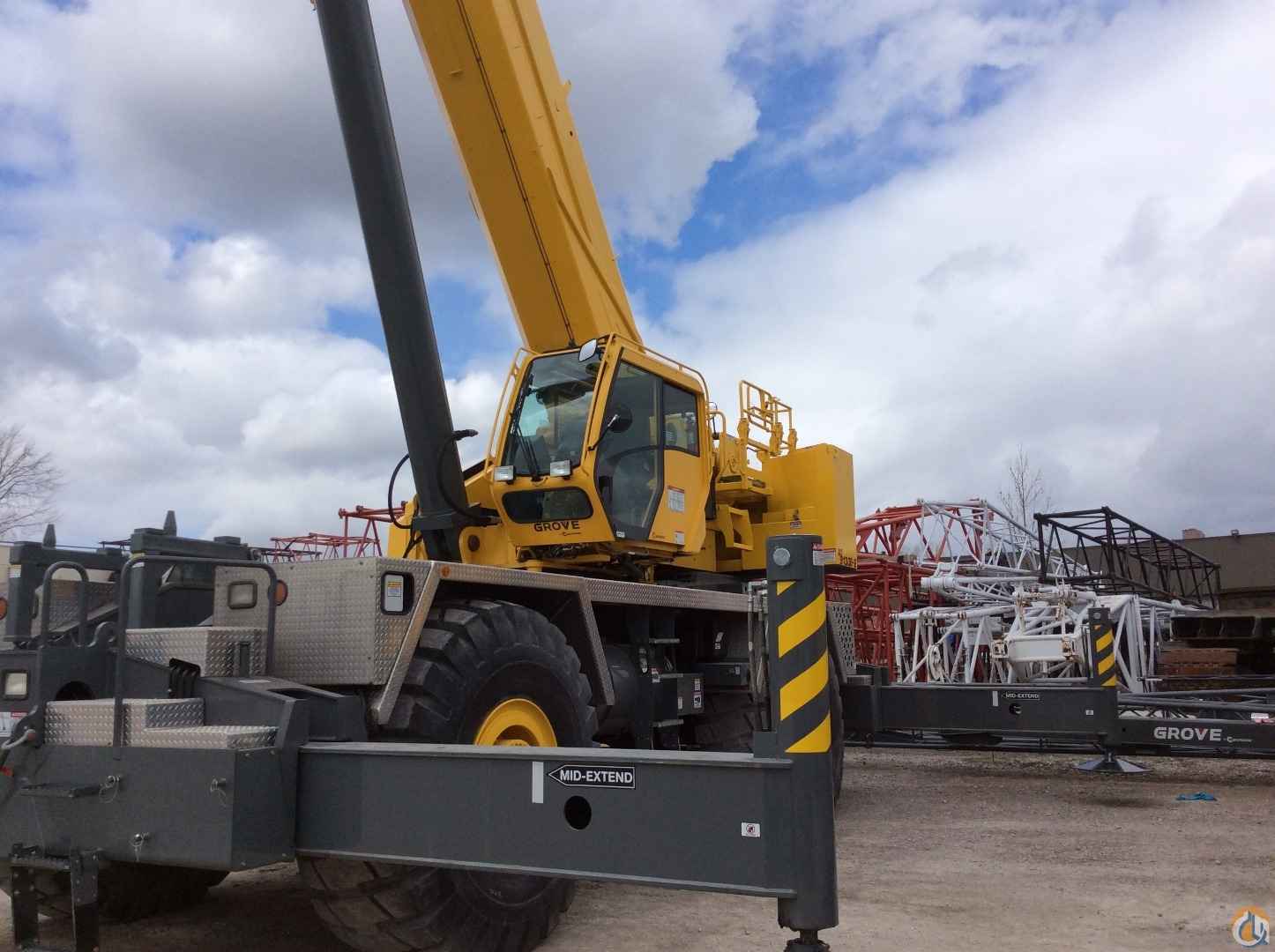 2011 GROVE RT9130E-2