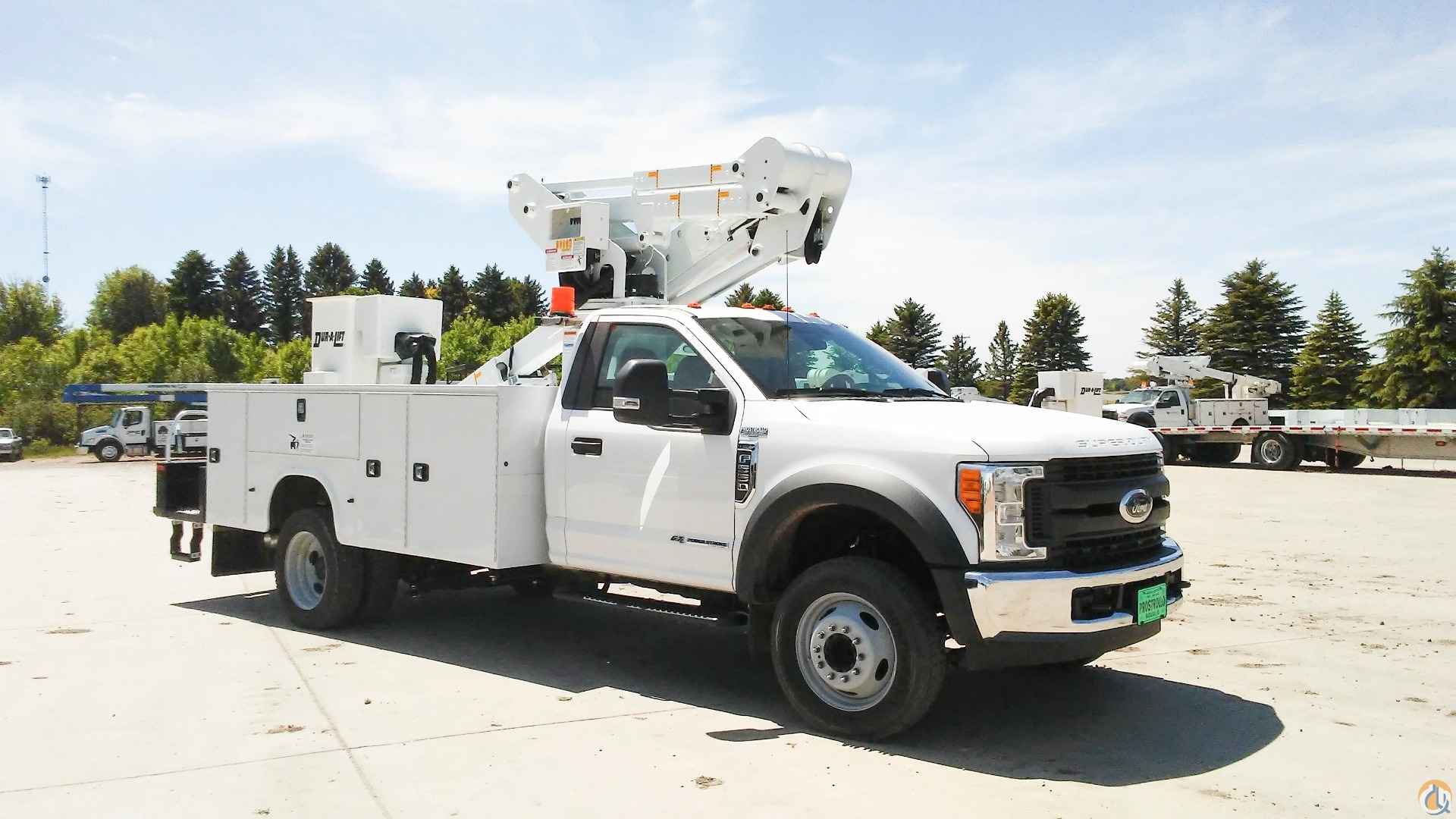 DTAX-39 insulated bucked truck, 2018 Ford F550 diesel 4x2