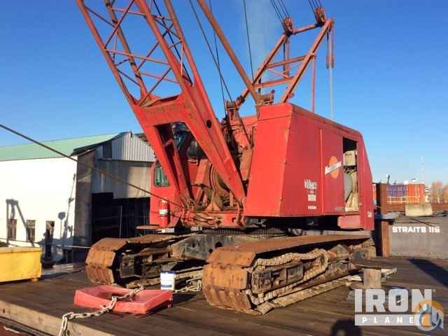 Manitowoc 3000W Lattice-Boom Crawler Crane