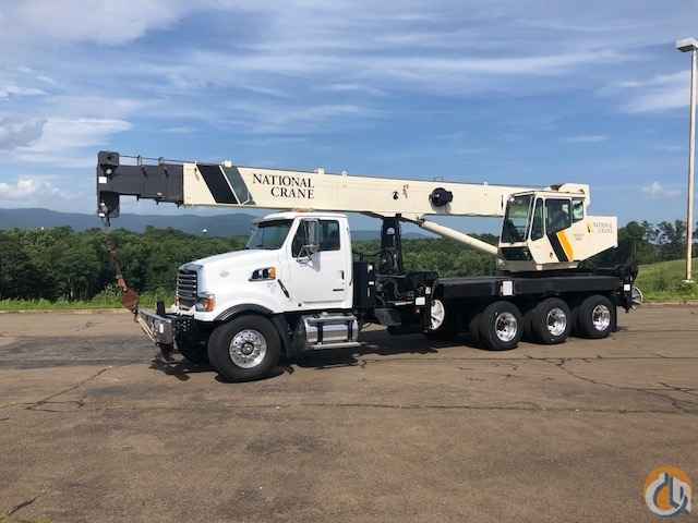 2009 Sterling LT8500 with National 1800 Series 40 Ton Crane 103' Boom