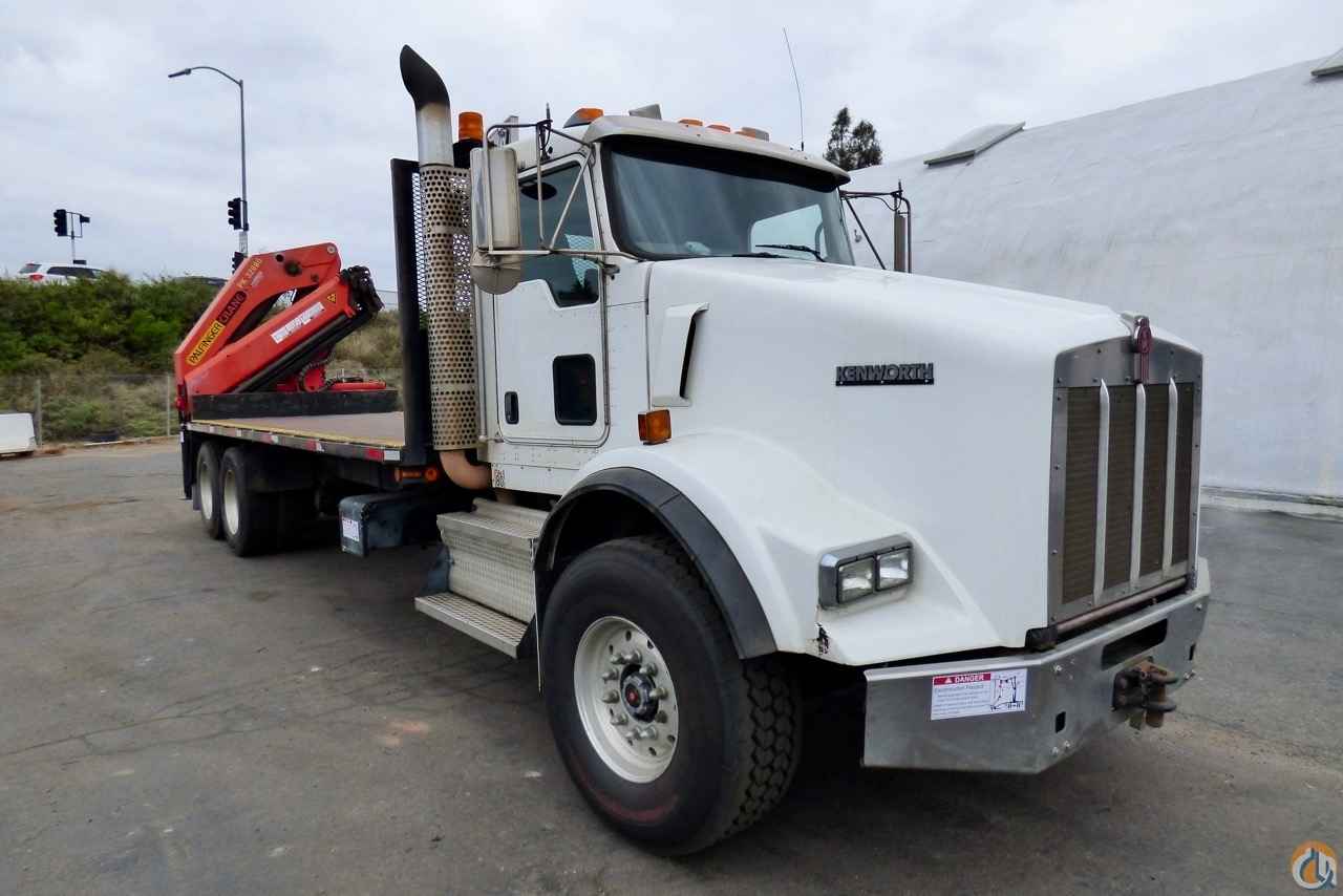 Used Palfinger PK 32080 knuckle boom mounted to 2008 Kenworth T800 chassis