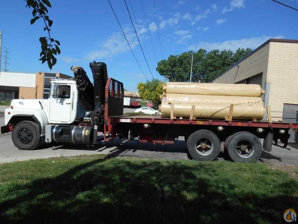 Hiab 175-5, 1995 Mack