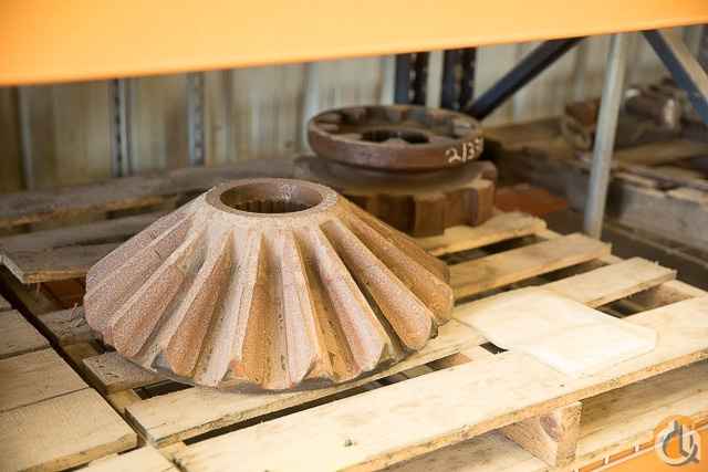 MANITOWOC 22372 GEAR