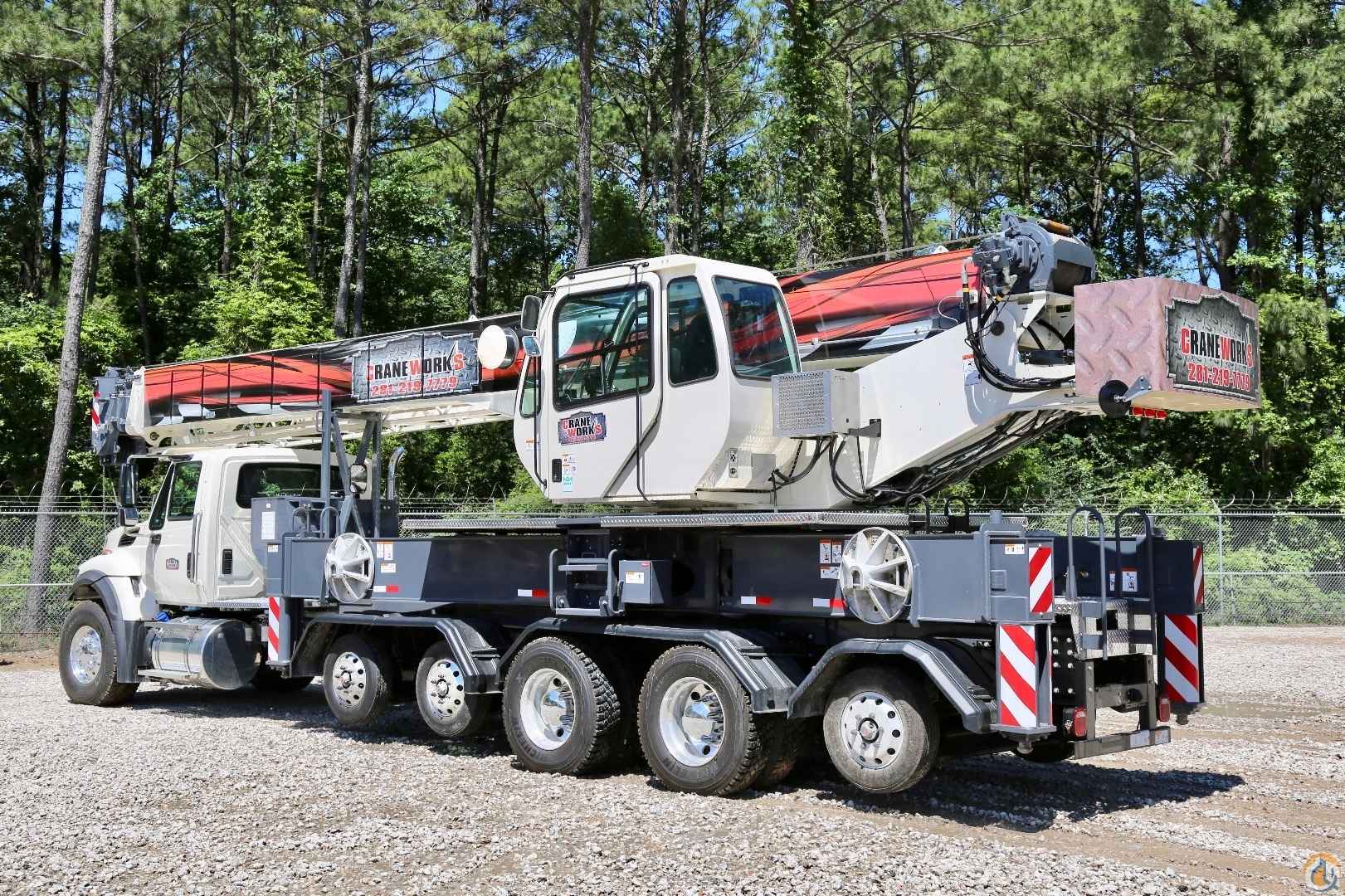 New Terex Crossover 4500L mounted to International WorkStar 7500 chassis