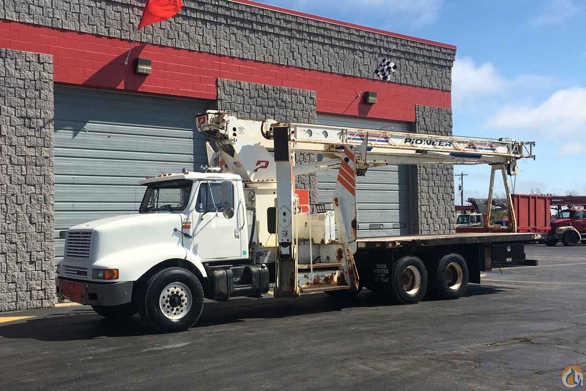 1999 Pioneer 3000 Series