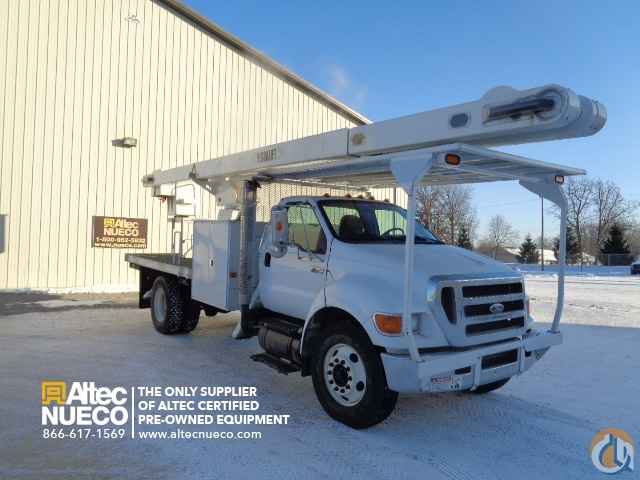 2007 Versalift VO260REV-01