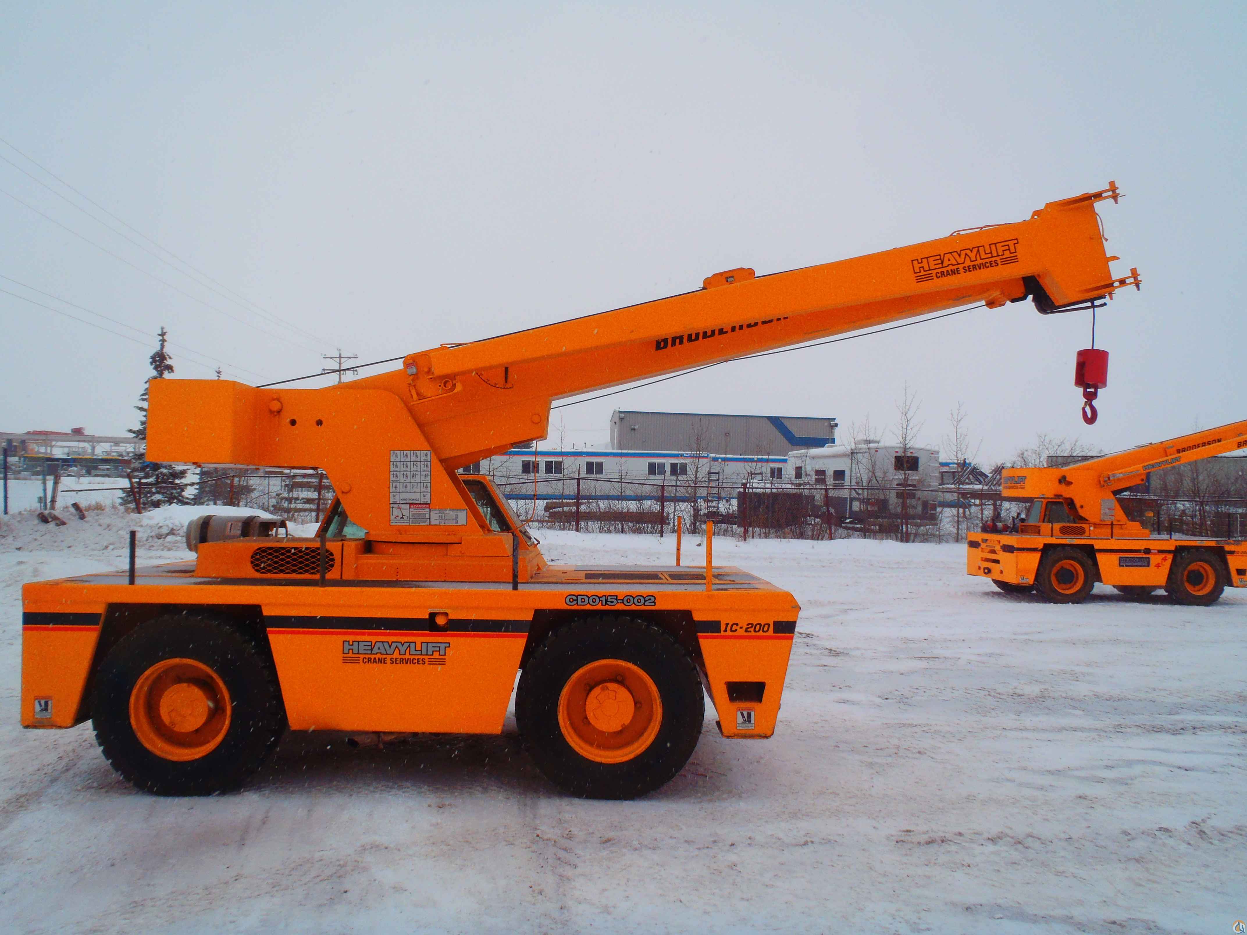 2001 Broderson IC-200-2C