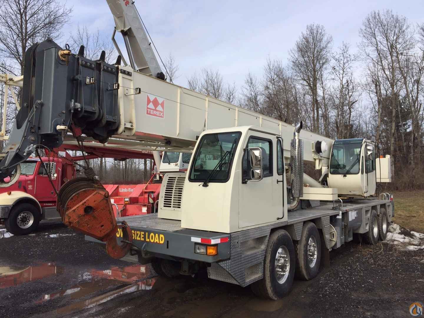2002 Terex T-560 60-Ton Hydraulic Truck Crane