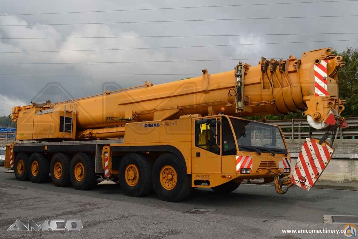 DEMAG AC 300 => excellent condition; 7.775 hours and 42.500 km only