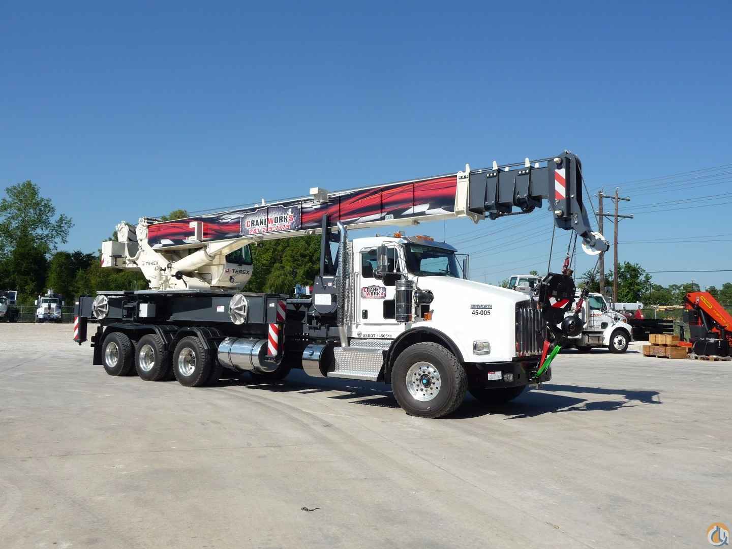 Terex Crossover 4500 Boom Truck