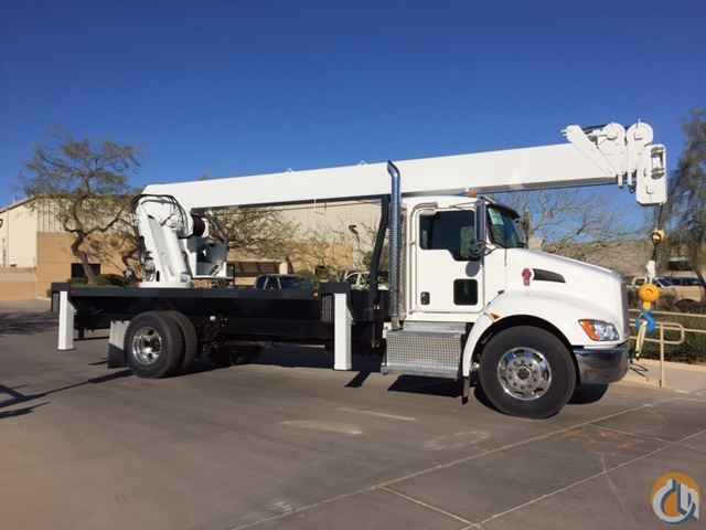 **SPECIAL** New 2014 Kenworth Single axle with REVOLUTION XL Crane 102' tip height!!