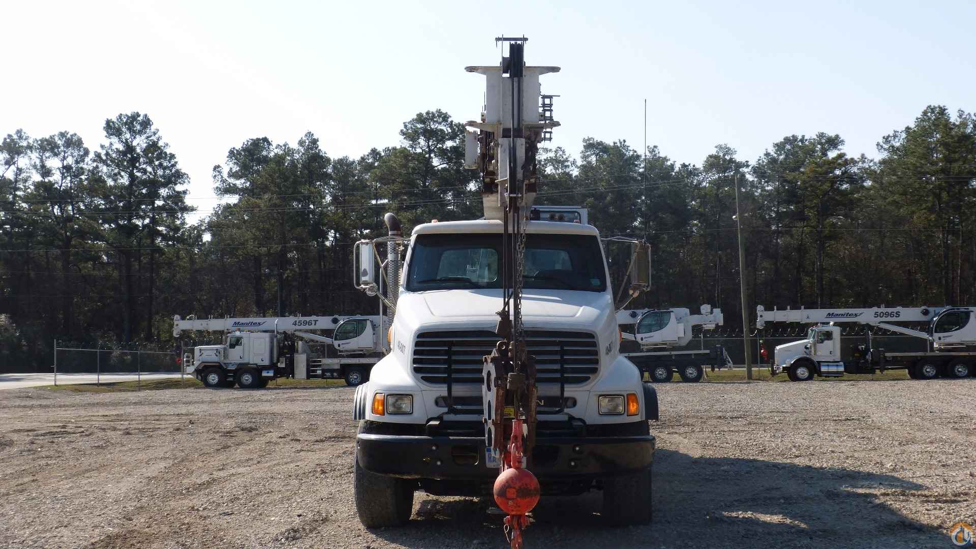 Manitex 40124S Boom Truck
