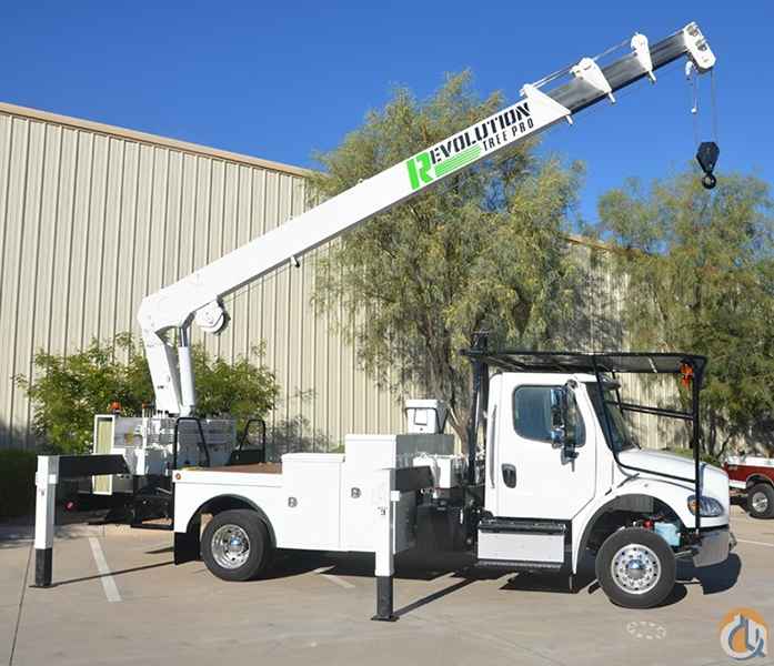 ~NEW 2018 FREIGHTLINER with 84 FT. TIP HEIGHT and REARMOUNTED~