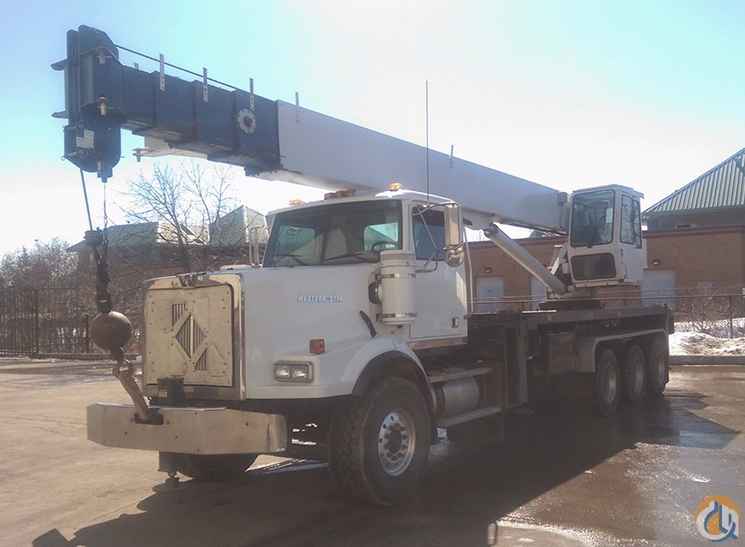 2008 Manitex 40124SHL Boom Truck