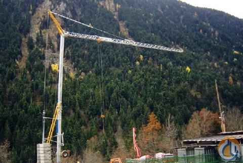 SELF ERECTING TOWER CRANE TRAILER MOUNTED