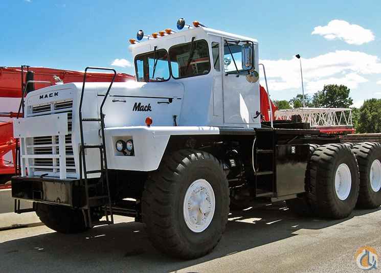 Mack M 45 Prime Mover