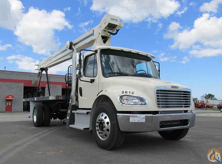 New 19 ton Terex Crane on 2014 Freightliner M2106