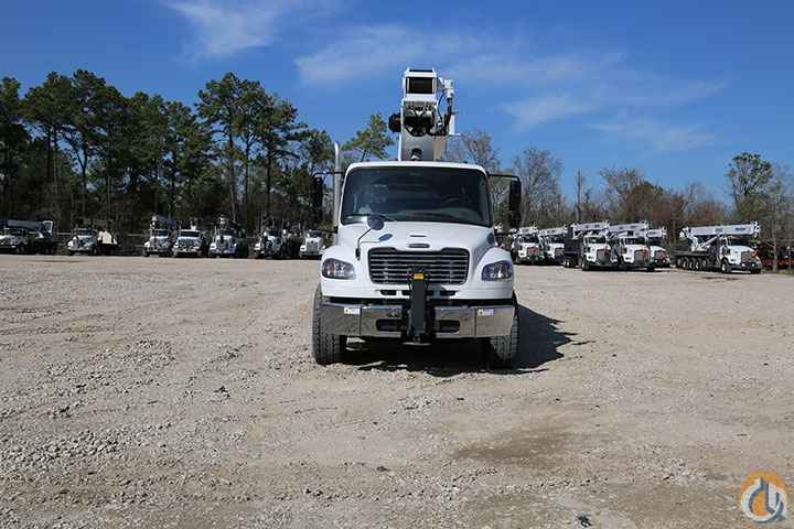 Manitex 30102C 30-Ton Boom Truck