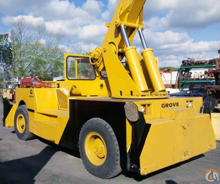 GROVE IND1012 CARRY DECK CRANE FOR SALE!