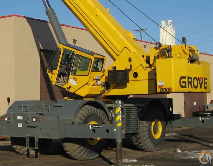 2009 Grove RT890E