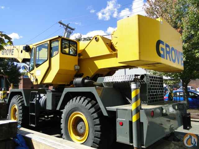 WHY BUY NEW ???? LOWEST HOUR MACHINE ON MARKET !!!!