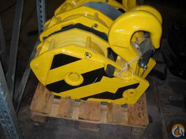35 Ton 3 Sheave Hook Block
