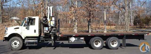 2001 PM KNUCKLEBOOM 32026; 16.5 TON; 2002 INTERNATIONAL 7500