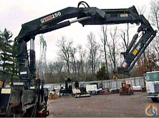 1994 HIAB KNUCKLEBOOM 250-3; 13 TON