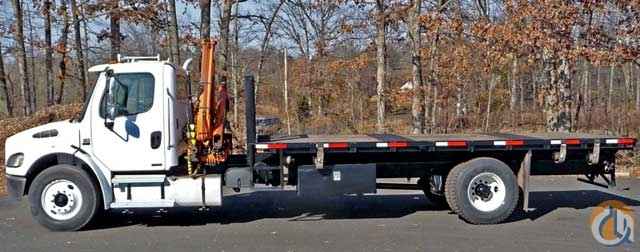 GUERRA KNUCKLEBOOM 6020; 2.5 TON; 2004 FREIGHTLINER M2-106