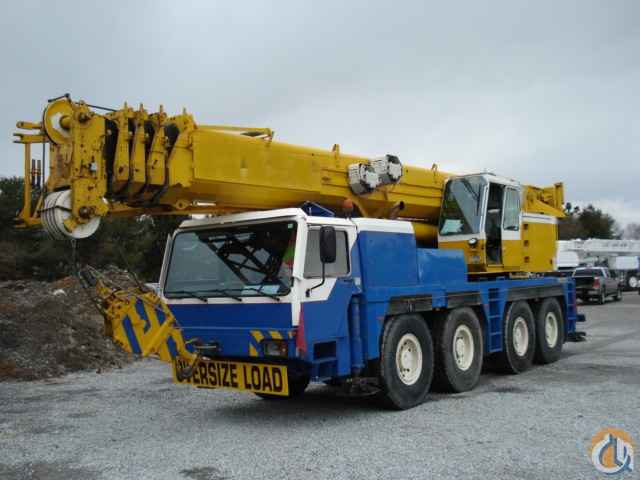 Liebherr LTM 1090-1
