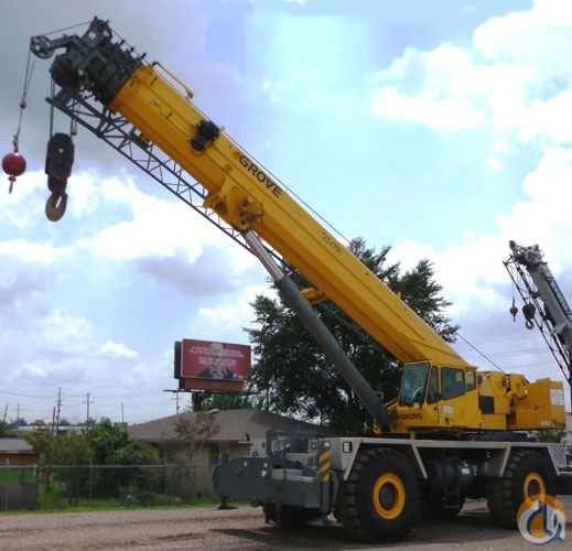 2005 Grove RT9130E